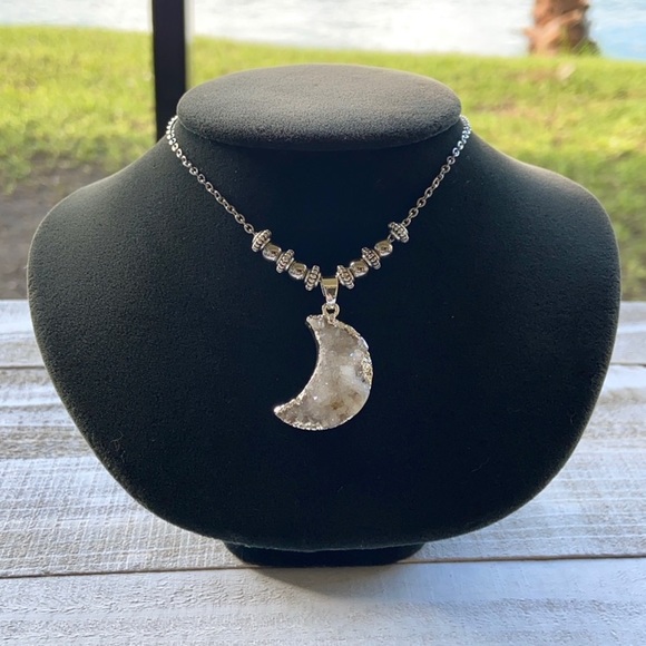 Iridescent Druzy crystal quartz crecent moon steel chain necklace boho stones - Picture 4 of 11